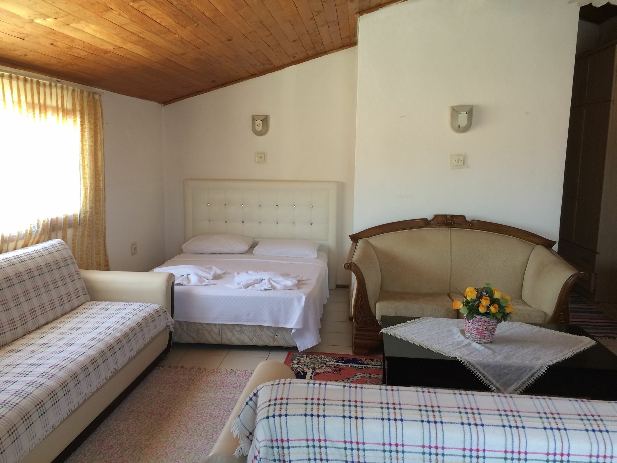 Parmis Rooms Cesme Exterior foto